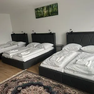 Im Hamburger Strasse-2 Apartment